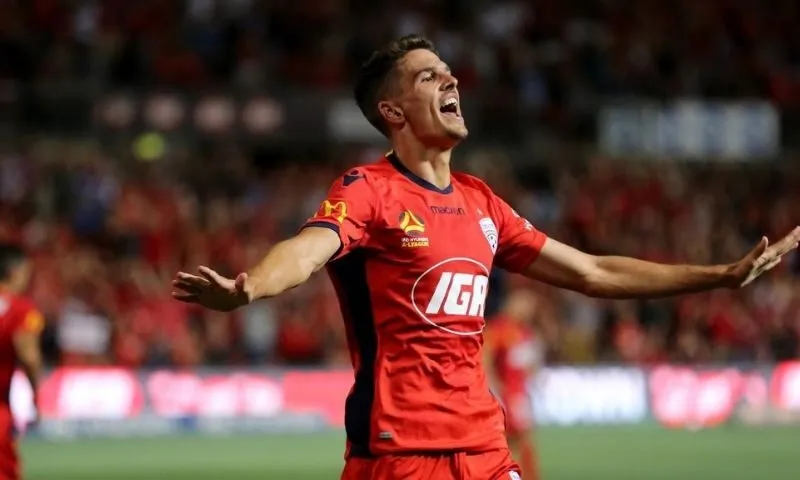 Chiến thuật thường thấy trong các trận Adelaide United đấu với Brisbane Roar 