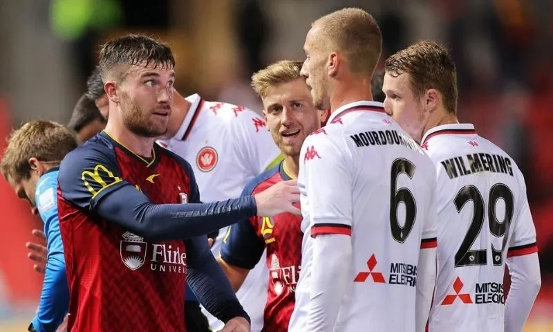 Đâu là trận đấu Adelaide United gặp Western Sydney Wanderers FC đáng nhớ nhất?